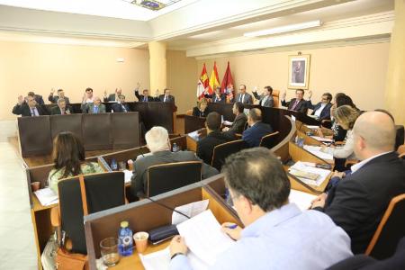 Imagen La Diputación de Segovia aprueba para 2015 un presupuesto próximo a los 55 millones