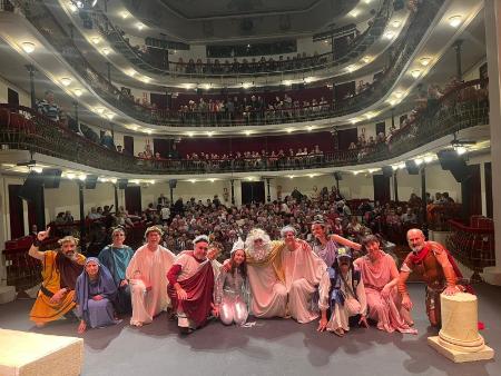 Imagen Atrás  La Diputación abre la convocatoria para la vigesimoséptima Muestra Provincial de Teatro, que volverá a llenar el Teatro Juan Bravo en noviembre